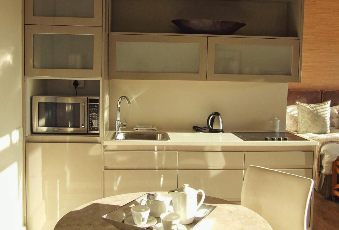 210 Gallery Luxury Studio Apartment Knysna Exterior foto
